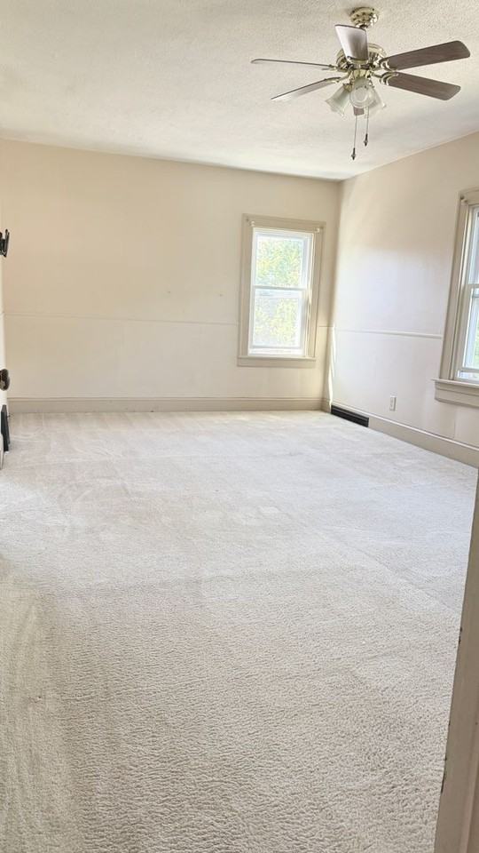 561 Baldwin Ave - Photo 2 of 7