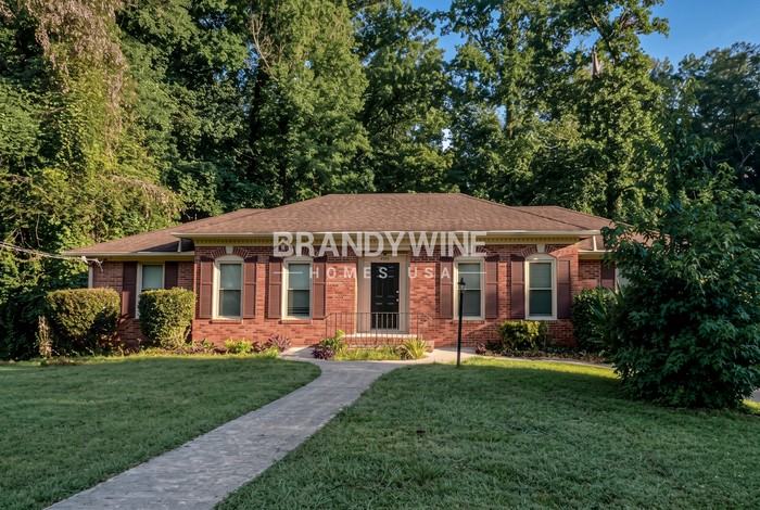 4520 Dorset Cir - Photo 2 of 33