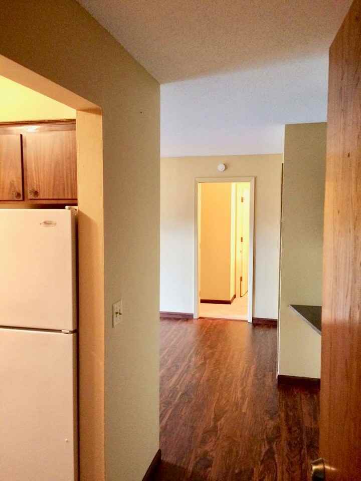 901 11th Ave S #4 - Photo 2 of 18