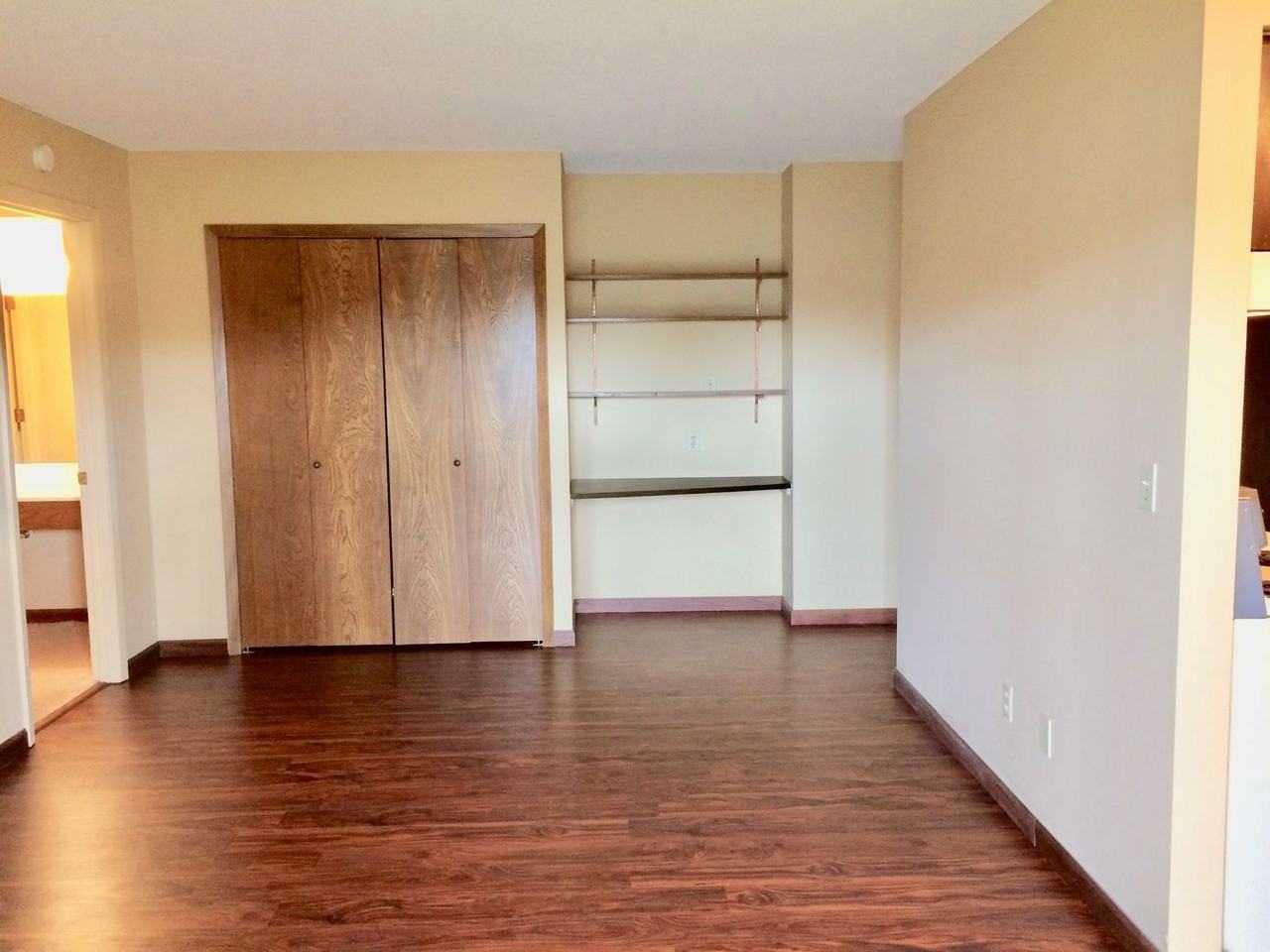 901 11th Ave S #4 - Photo 6 of 18