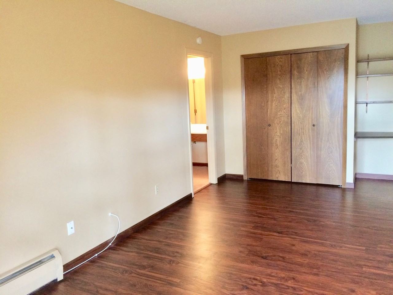 901 11th Ave S #4 - Photo 7 of 18