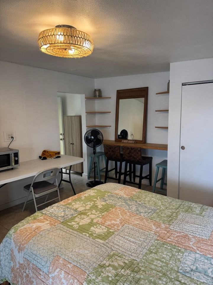 341 Hualani St - Photo 5 of 15