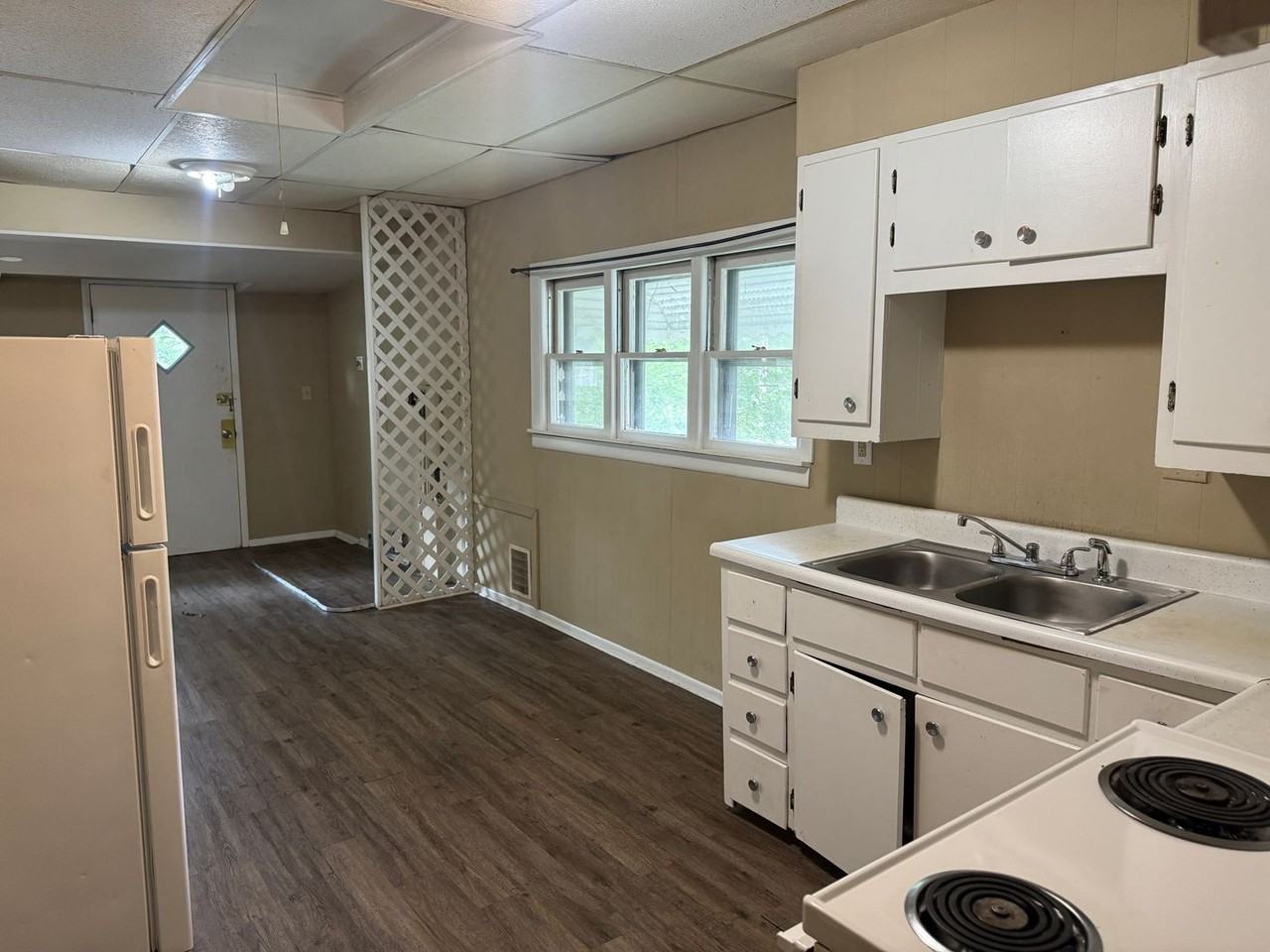 724 N 25th St - Photo 3 of 11