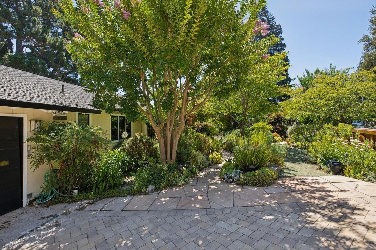 970 Palo Alto Ave - Photo 4 of 50