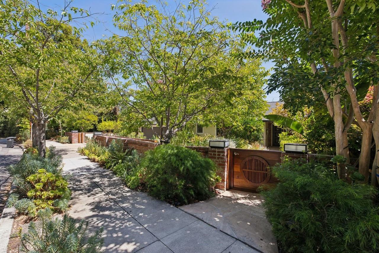 970 Palo Alto Ave - Photo 5 of 50