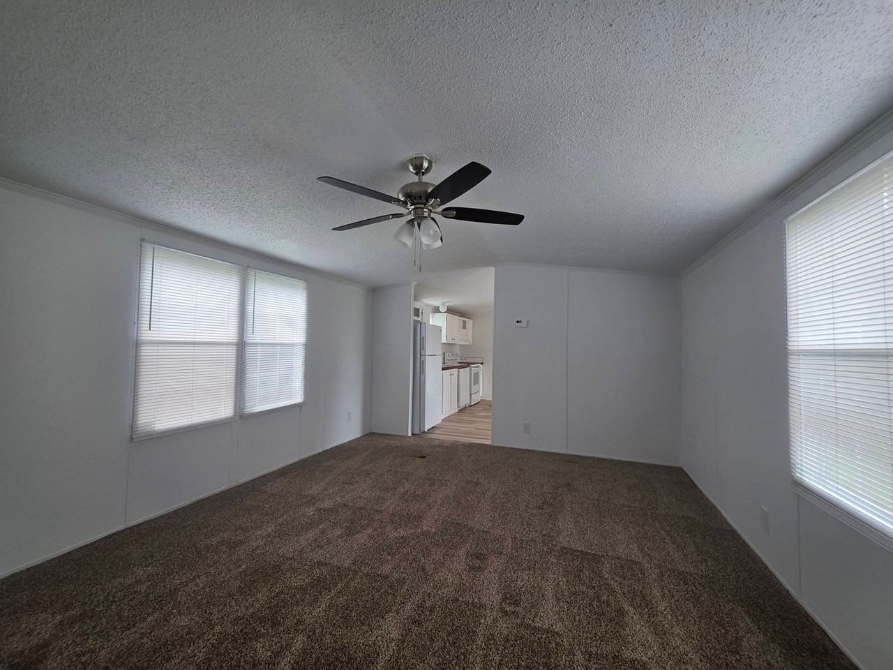 1018 Jacks Dr - Photo 2 of 15