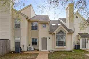 355 Lees Mill Dr - Photo 1 of 1
