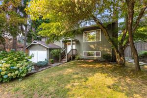 featured image of 7912 Ne 130th St