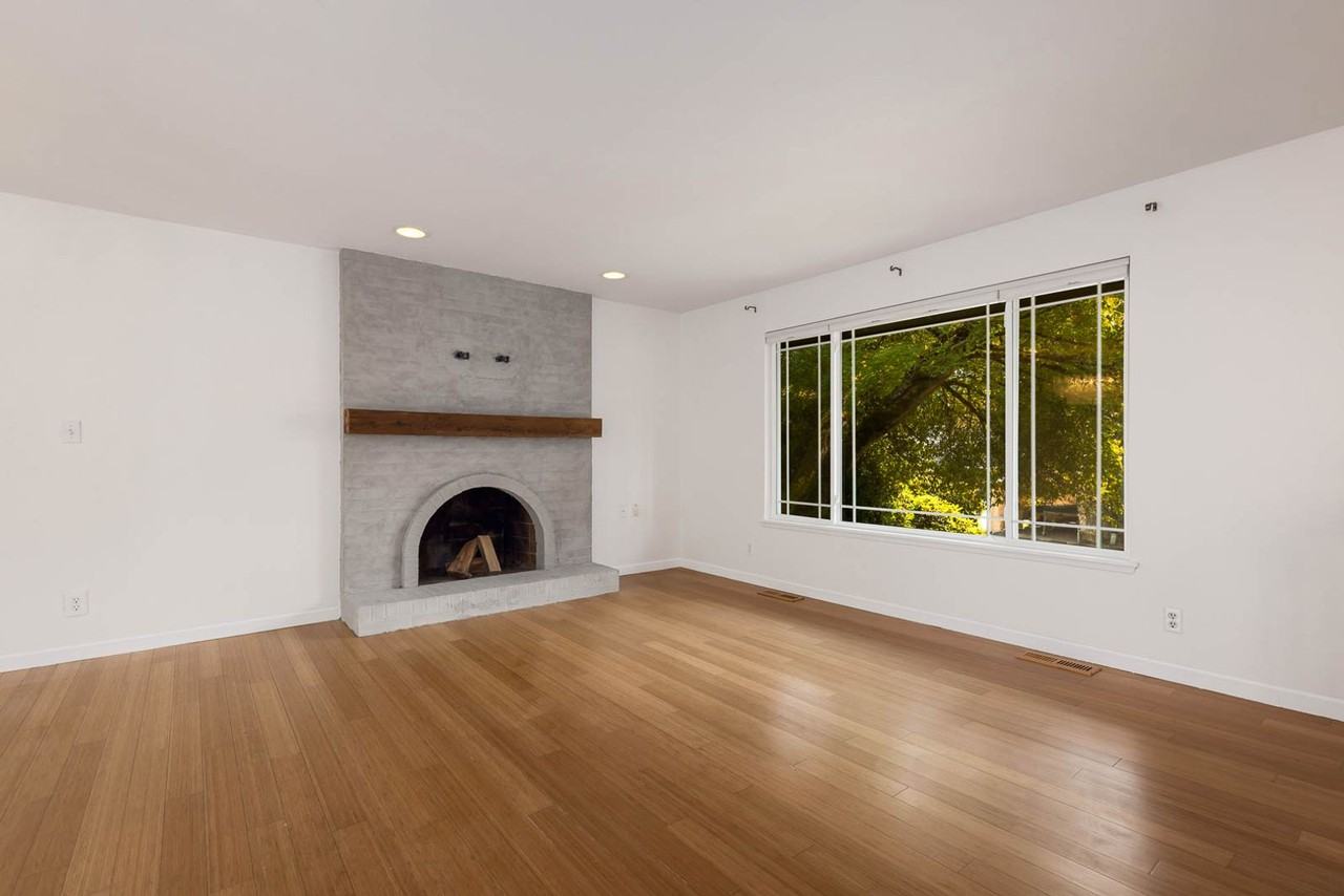 7912 Ne 130th St - Photo 4 of 28