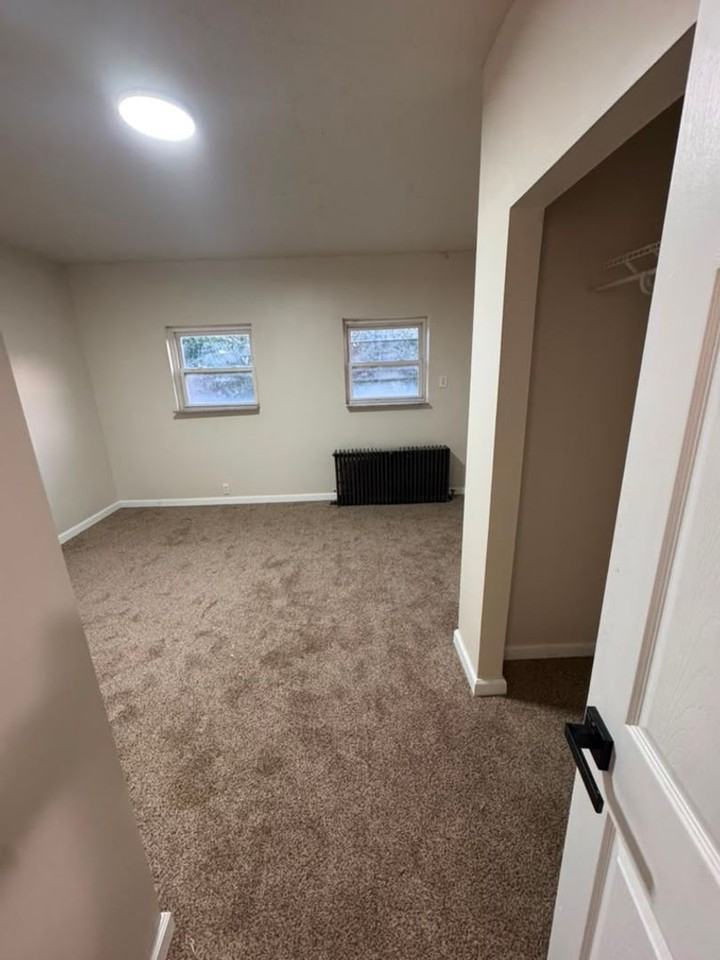 427 Oak Aly - Photo 5 of 11