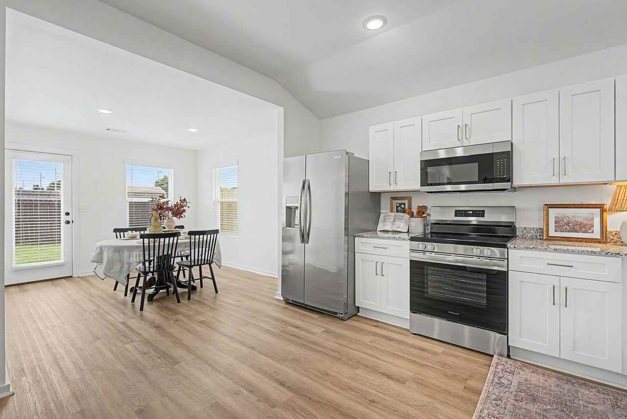 802 802 W Meason Ave - Photo 6 of 12