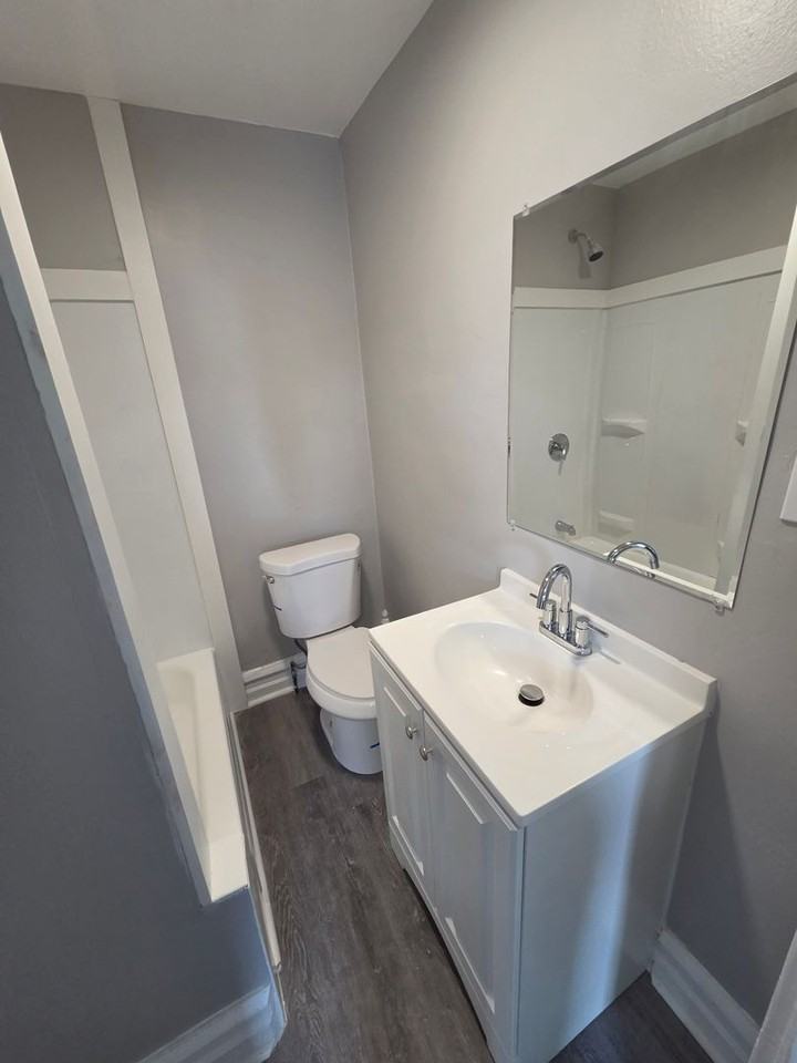 926-928 W. Walnut Street - Photo 4 of 14