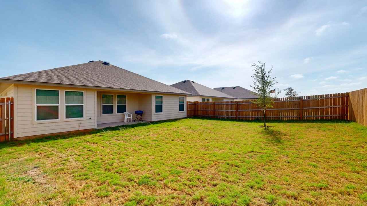 1212 Rolling Thunder Dr - Photo 6 of 28