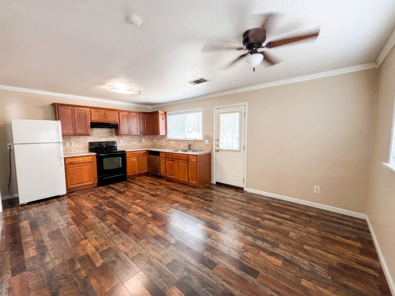 8610 Laguna Rio - Photo 5 of 16