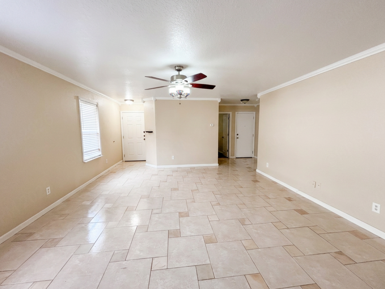 8610 Laguna Rio - Photo 6 of 16