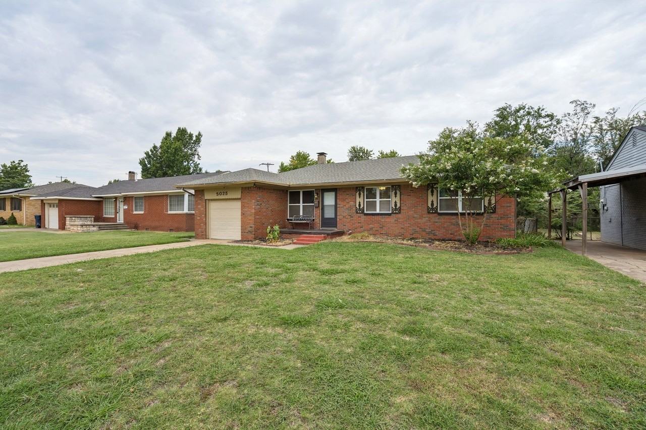 3025 Nw 67th St - Photo 4 of 41