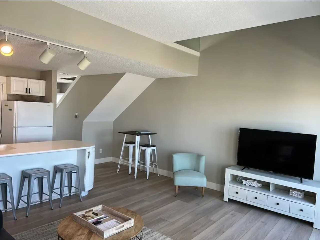 116 Millpoint Dr - Photo 3 of 25
