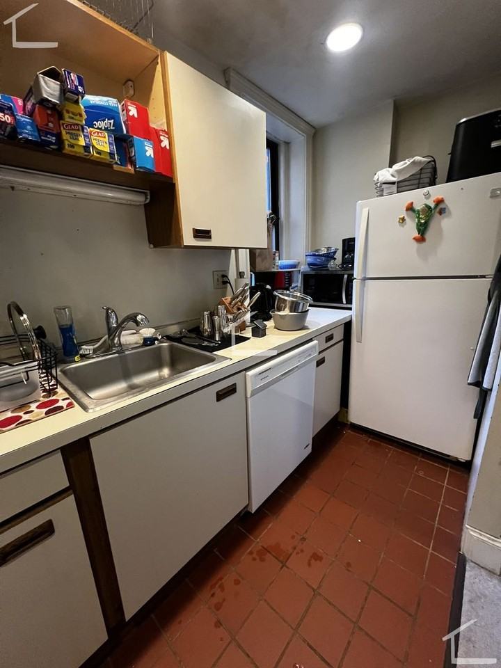 453 Park Dr - Photo 7 of 9