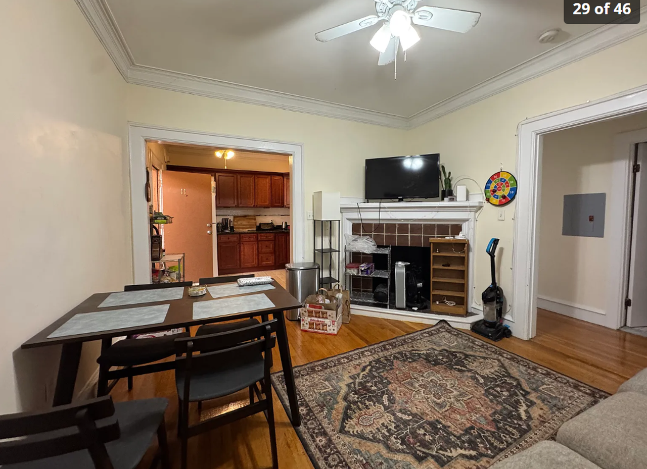 28 Park Vale Ave