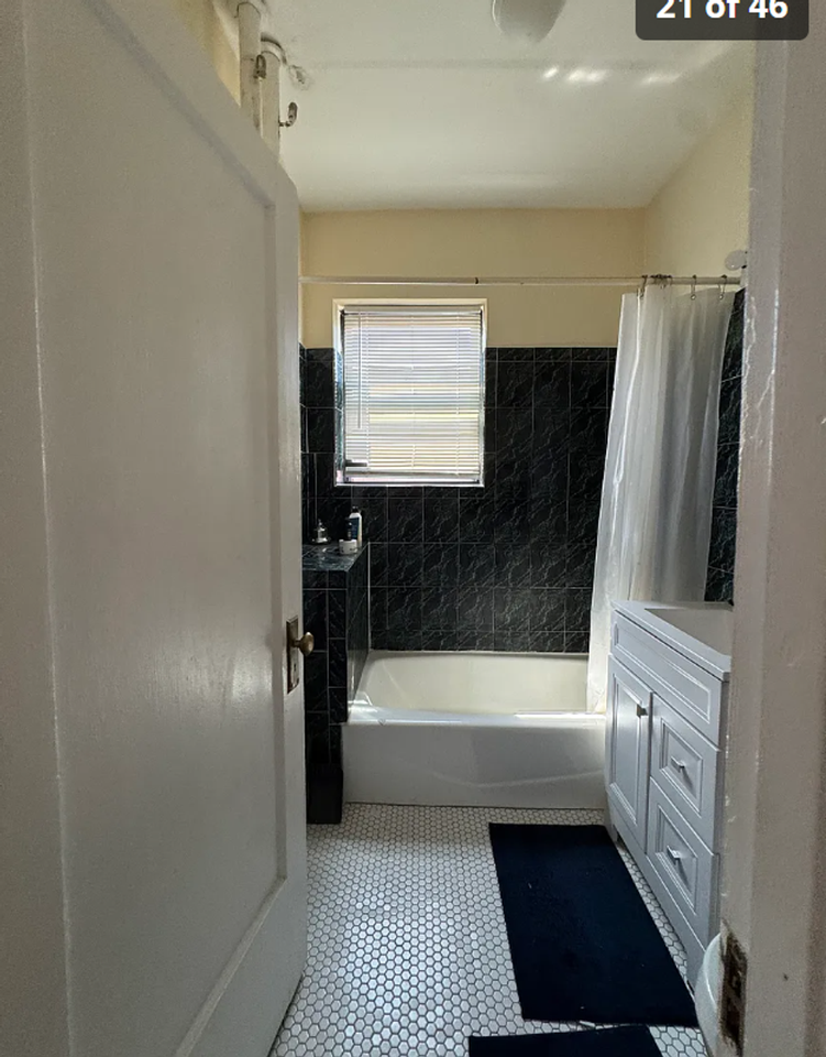 28 Park Vale Ave - Photo 3 of 32