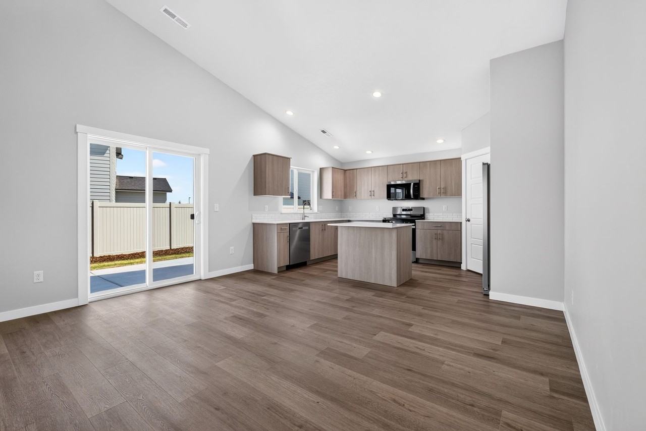 8322 E Cool River Loop - Photo 4 of 19