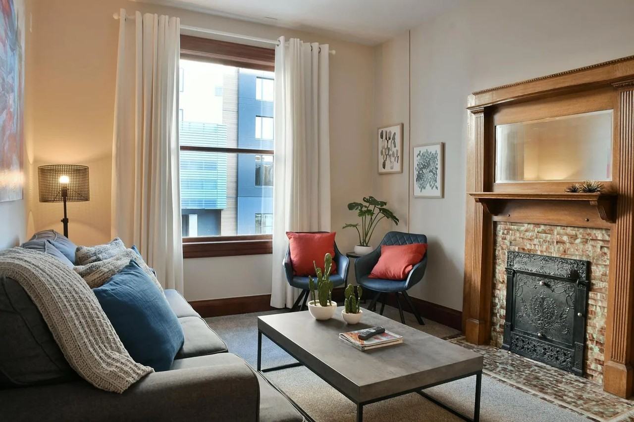 1321 Elati St - Photo 4 of 10