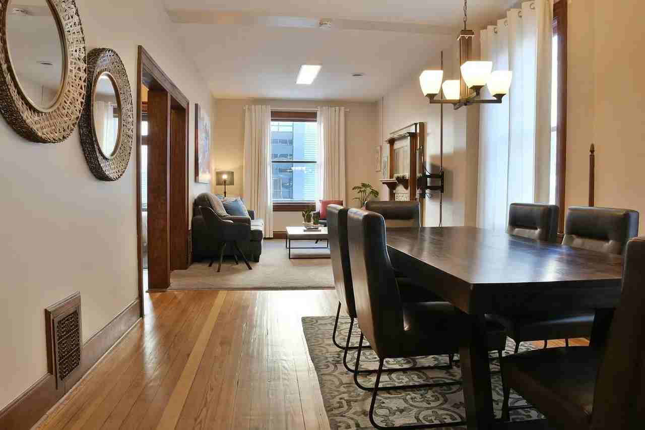 1321 Elati St - Photo 5 of 10