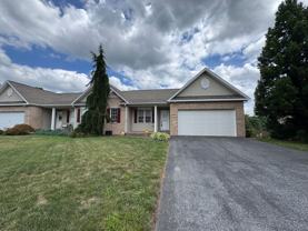 51 Cambridge Cir - Photo 1 of 1