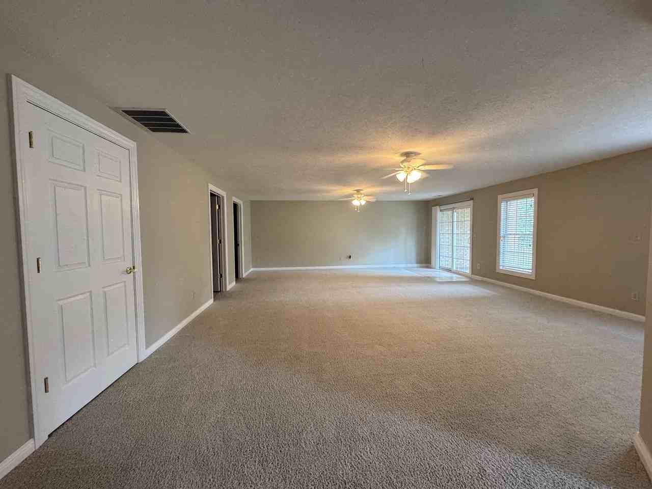 51 Cambridge Cir - Photo 7 of 30