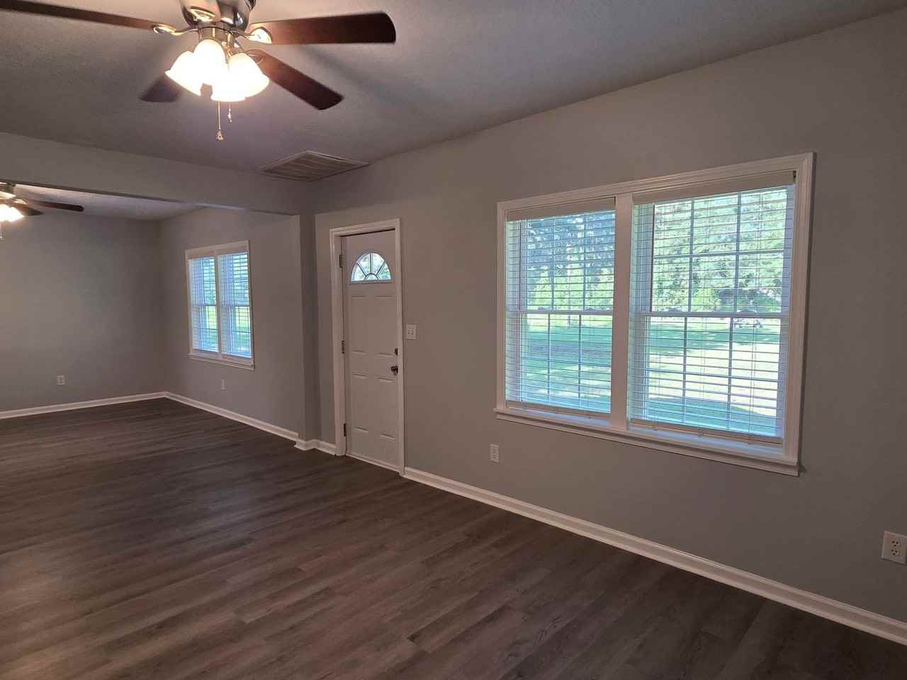 499 Central Ave - Photo 5 of 32