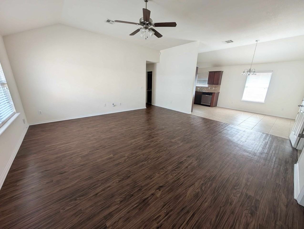 2244 Nw 199th St - Photo 3 of 13