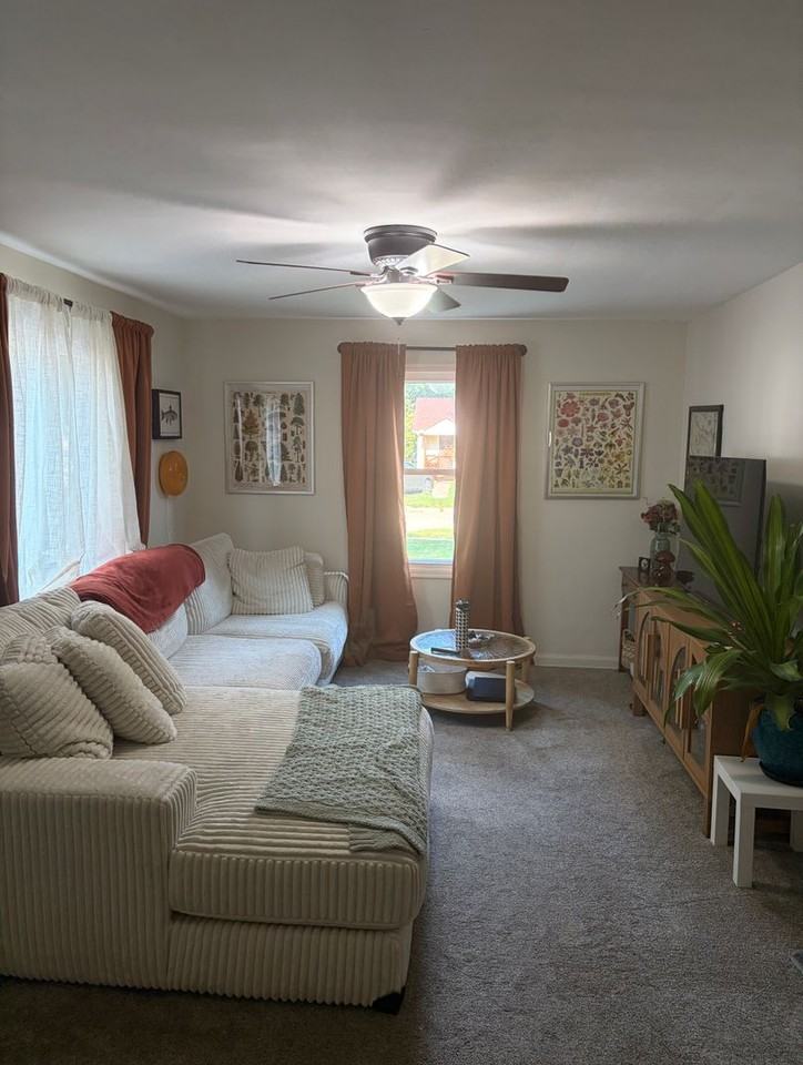 2410 Jefferson St - Photo 3 of 15