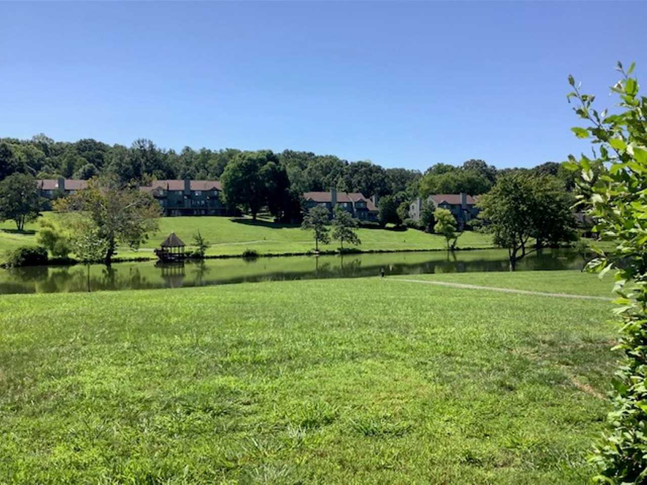 2302 Deer Run - Photo 2 of 9