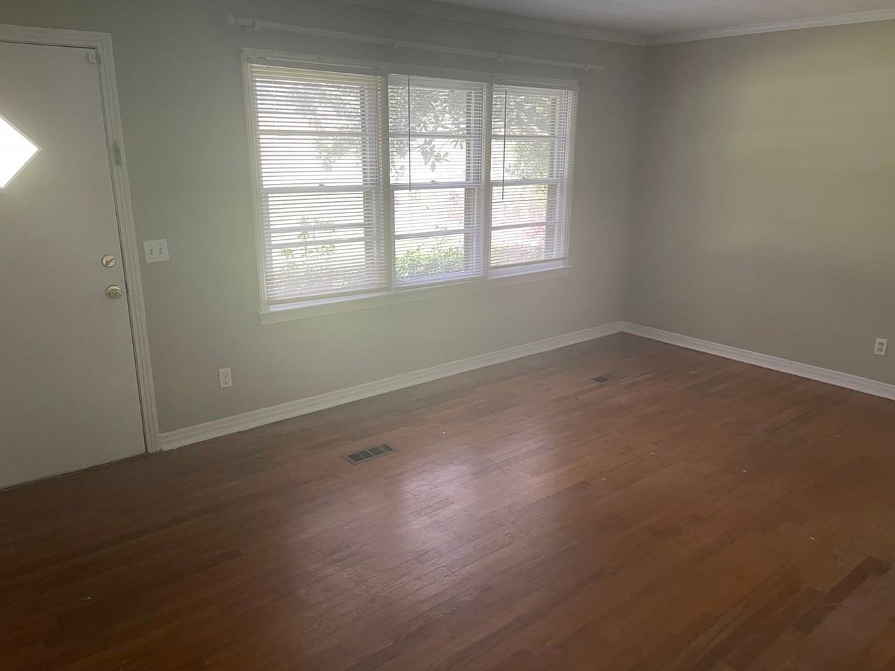 515 Lee Road 400 - Photo 7 of 15