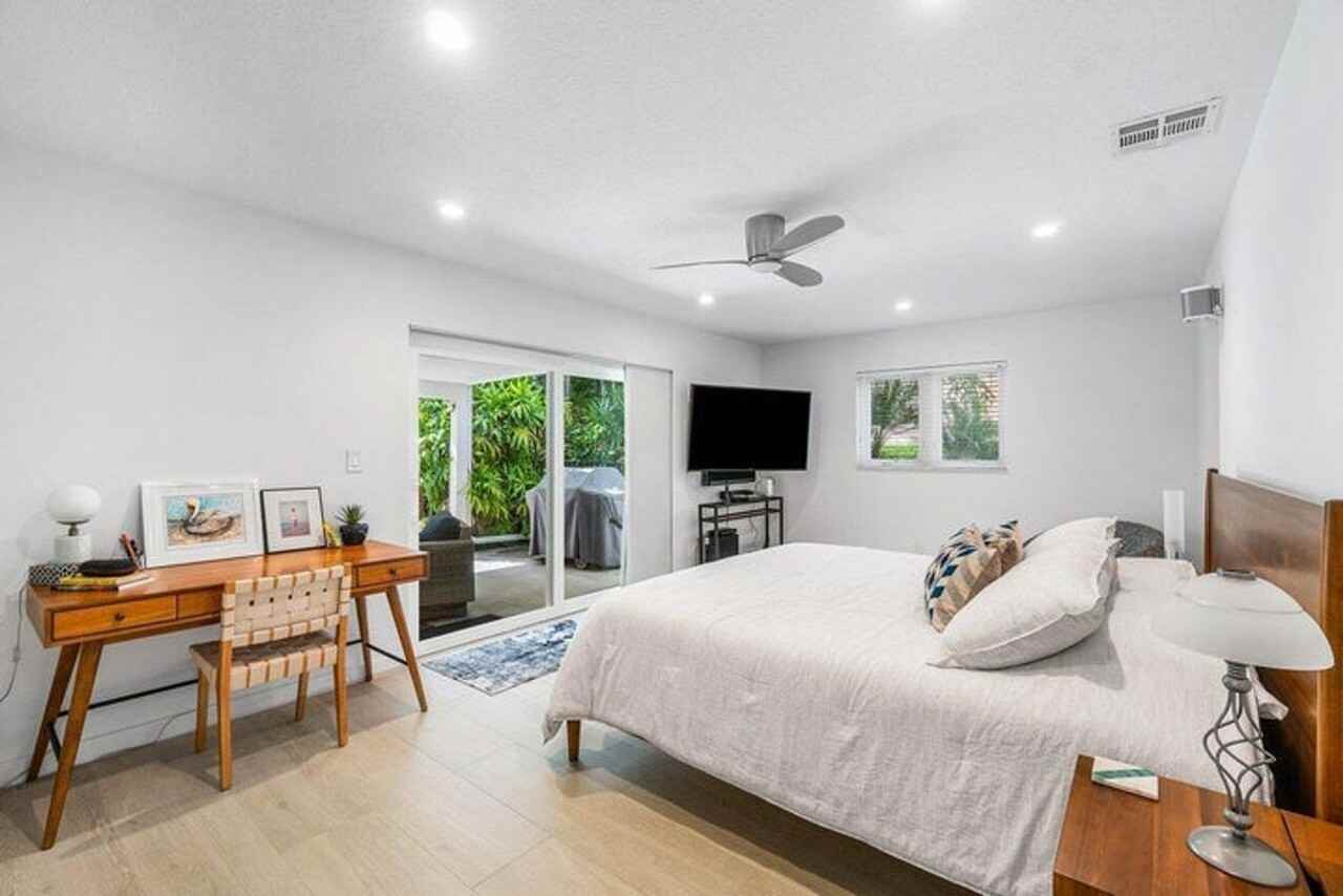 5903 N Ocean Blvd - Photo 6 of 10