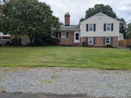 featured image of 7514 Greengate Dr
