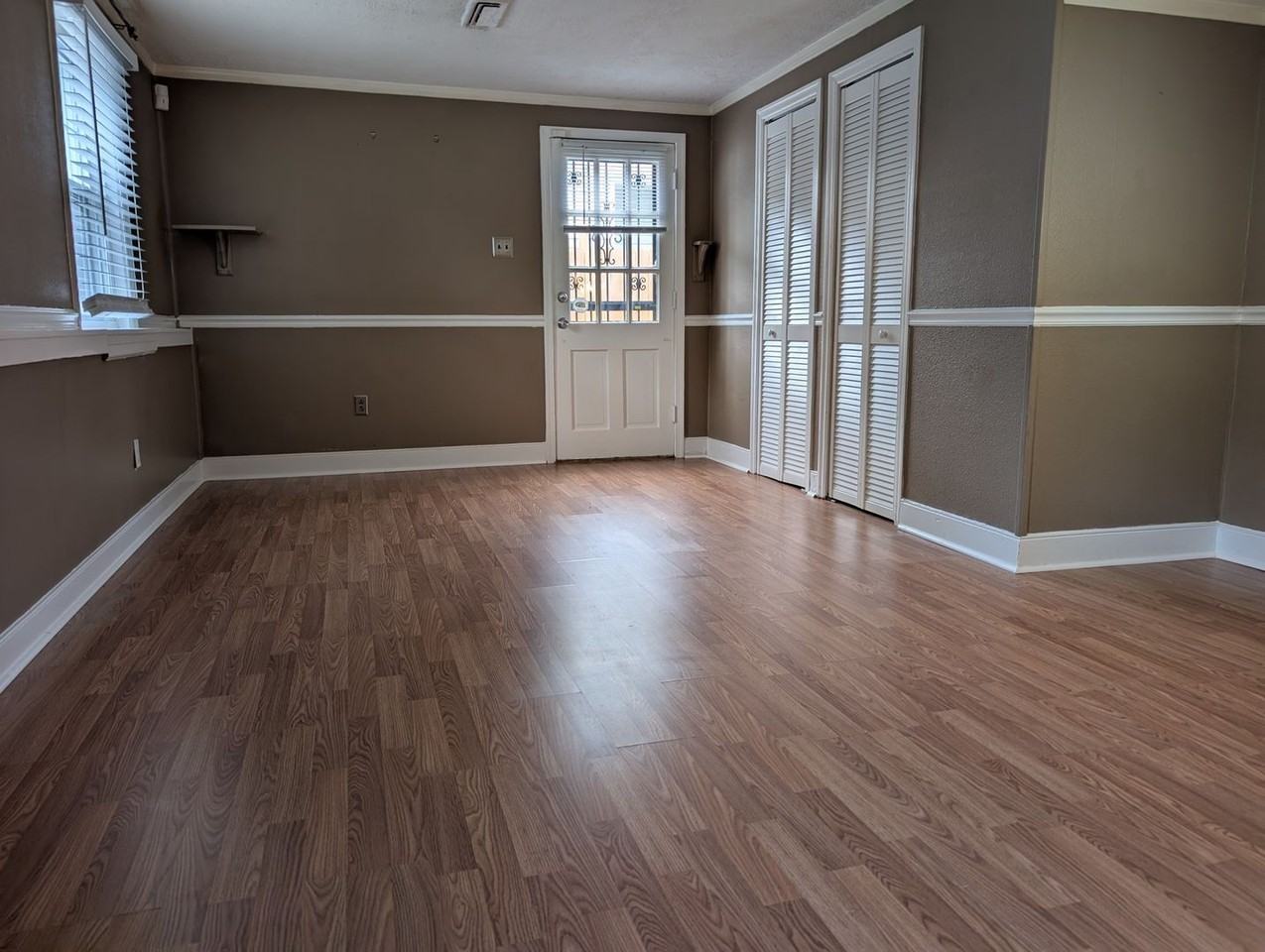 7514 Greengate Dr - Photo 6 of 35