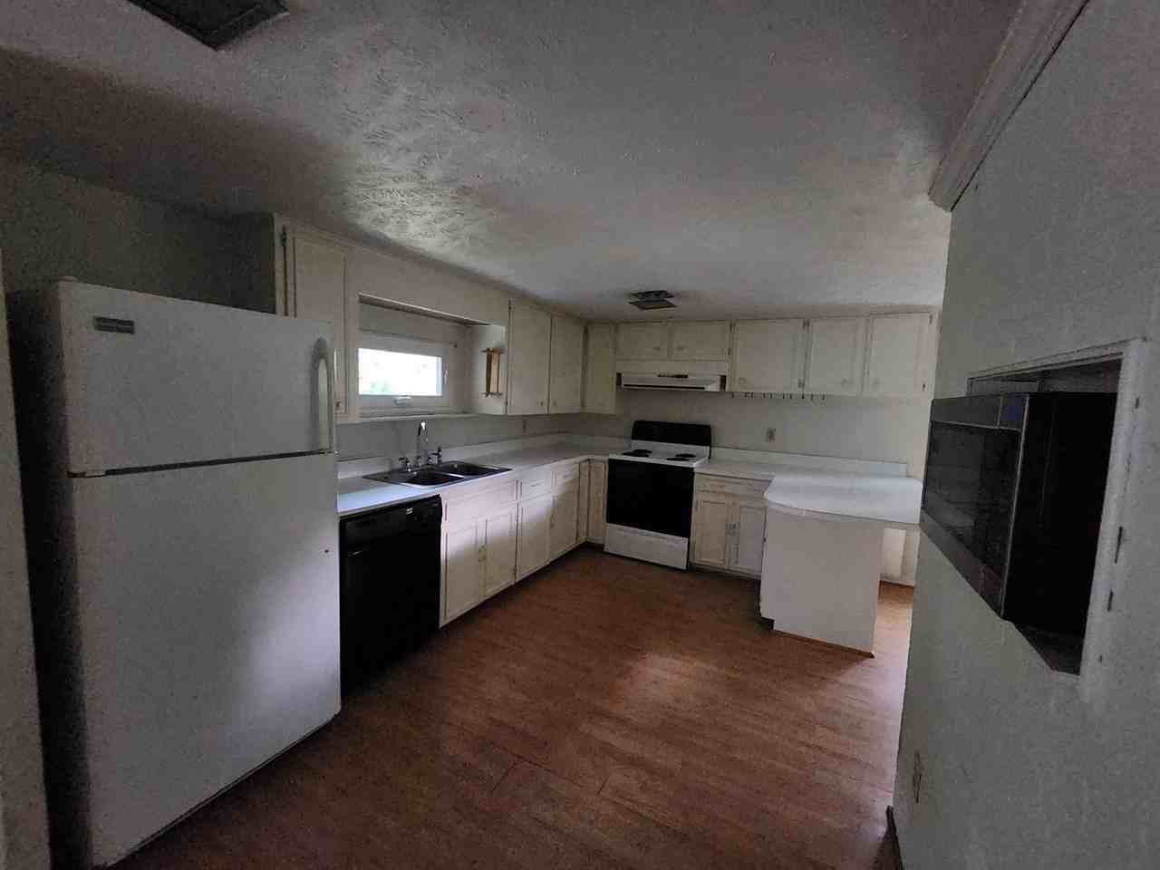 226 Elliot Bridge Rd - Photo 4 of 15