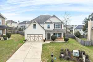 featured image of 2904 Ashley Ln