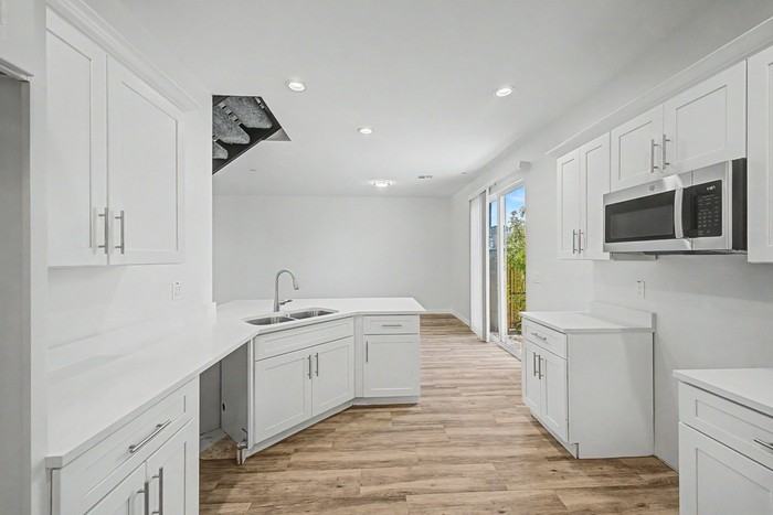 3148 N 37th St #5 - Photo 4 of 15