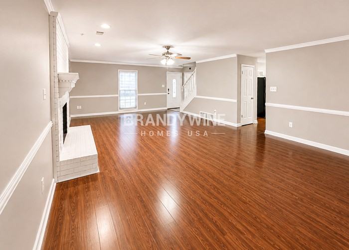 7477 Stonington Dr - Photo 6 of 28