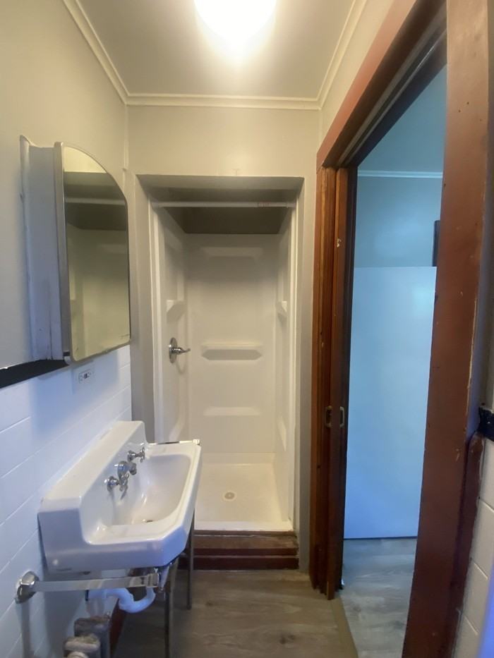 405 Budd St #4 - Photo 7 of 14