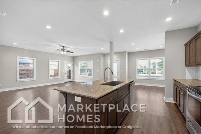 763 N Malbec Rd - Photo 5 of 38