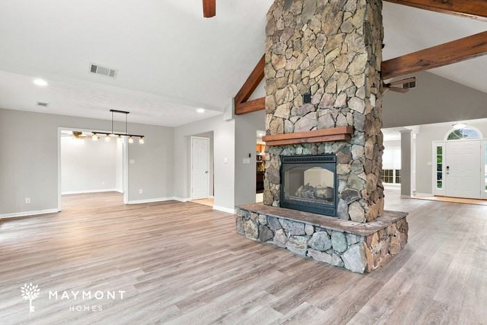 205 Timber Ln - Photo 4 of 13