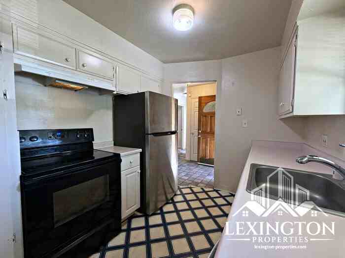 1320 Shadowglen Rd - Photo 7 of 24
