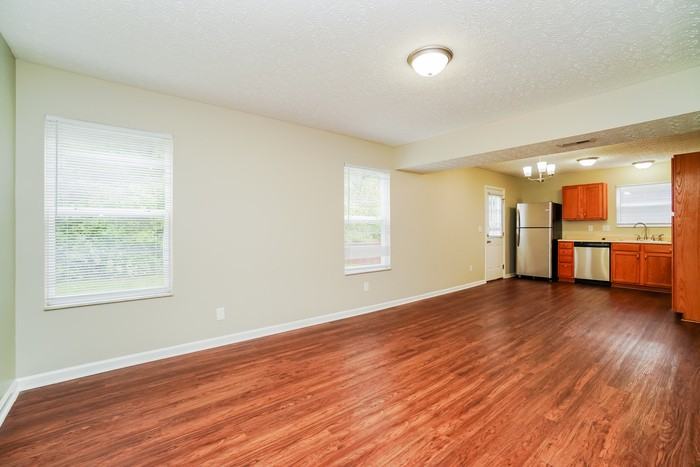 3948 Rosette Dr - Photo 5 of 11