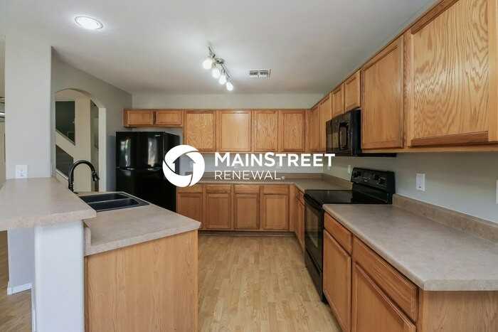 22060 W Casey Ln - Photo 6 of 16