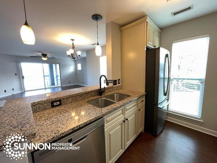 18795 Vineyard Point Ln #2 - Photo 3 of 21