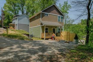 17 Woodland Ter - Photo 1 of 1