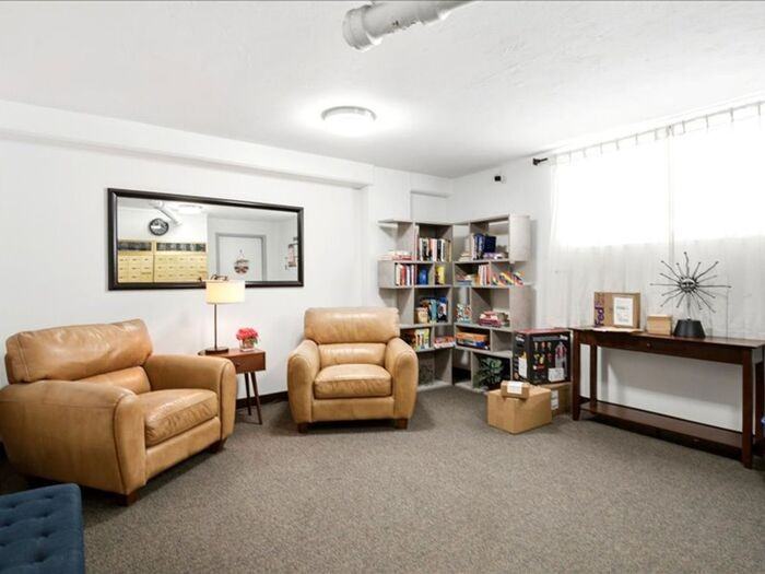 8 E Hillside Ave #603-603 - Photo 4 of 24